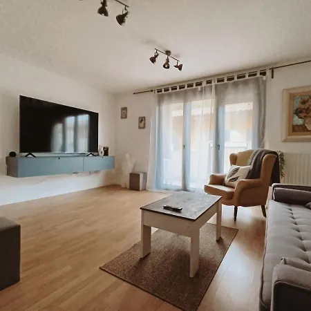 El Llambrion Apartmán *